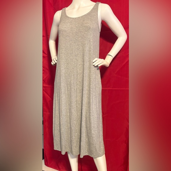 Chic Navy Maxi Skirt - Picture 9 of 13